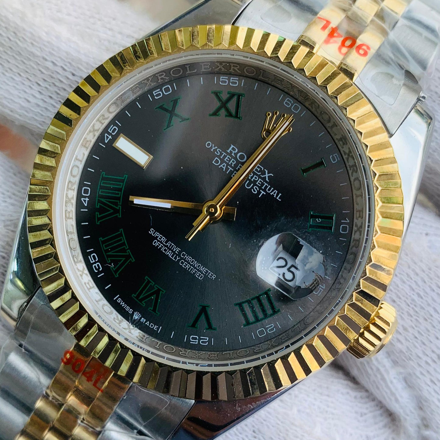 Rolex Men 40mm Jubilee Date Just Two Tone Roman Dial With Two-Tone Jubilee Bracelet