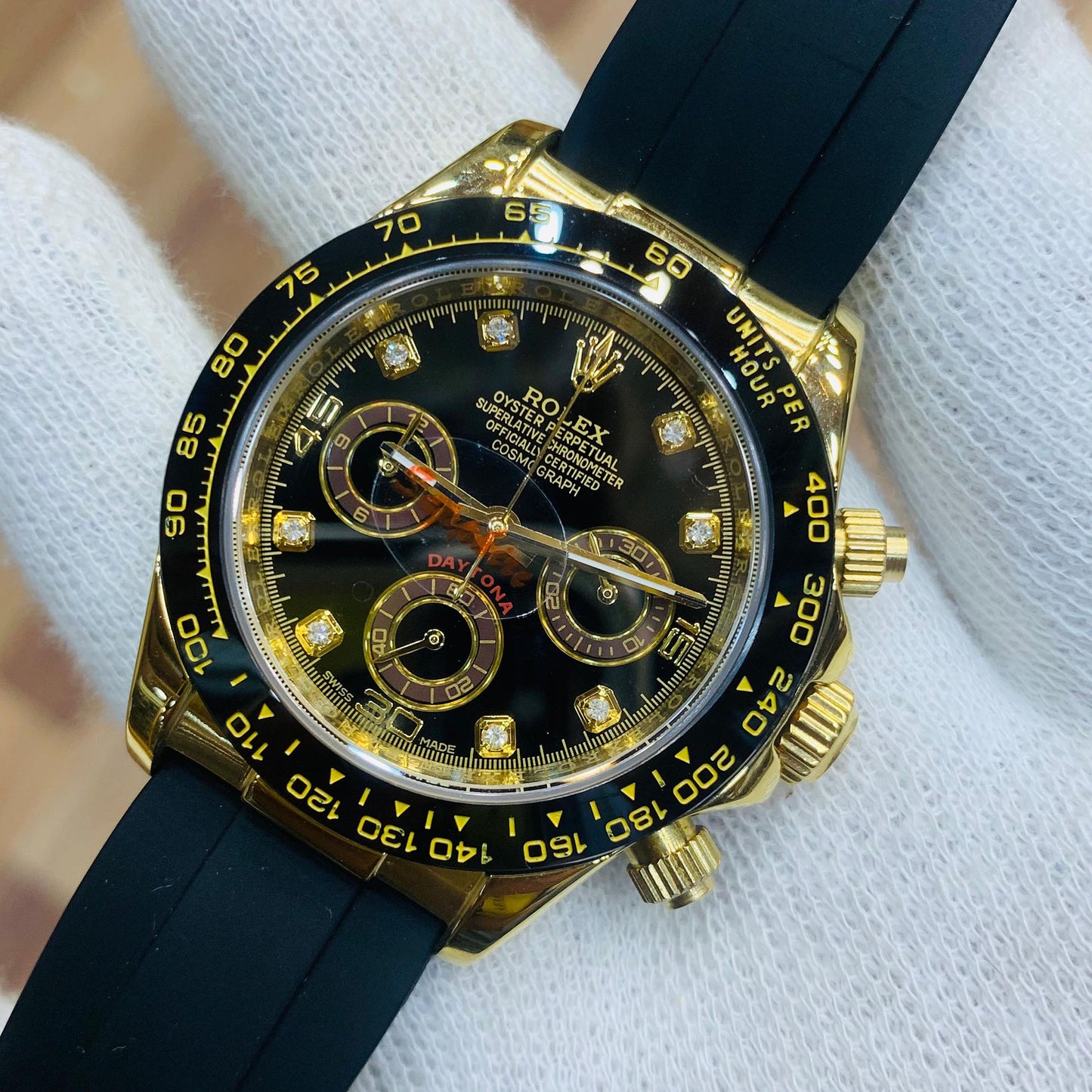 Rolex Men 40mm Daytona Chronograph Black Dial Oyster flex Black Rubber Strap