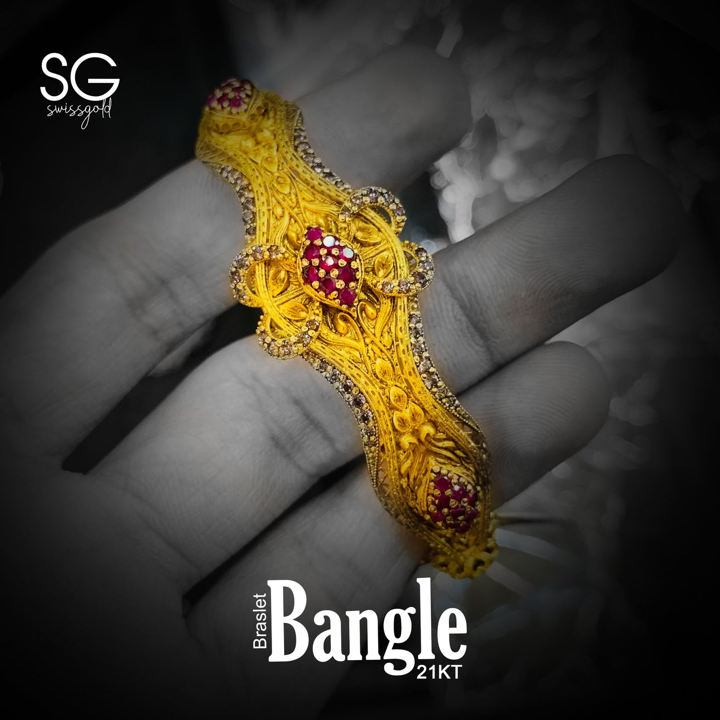 BRACELET