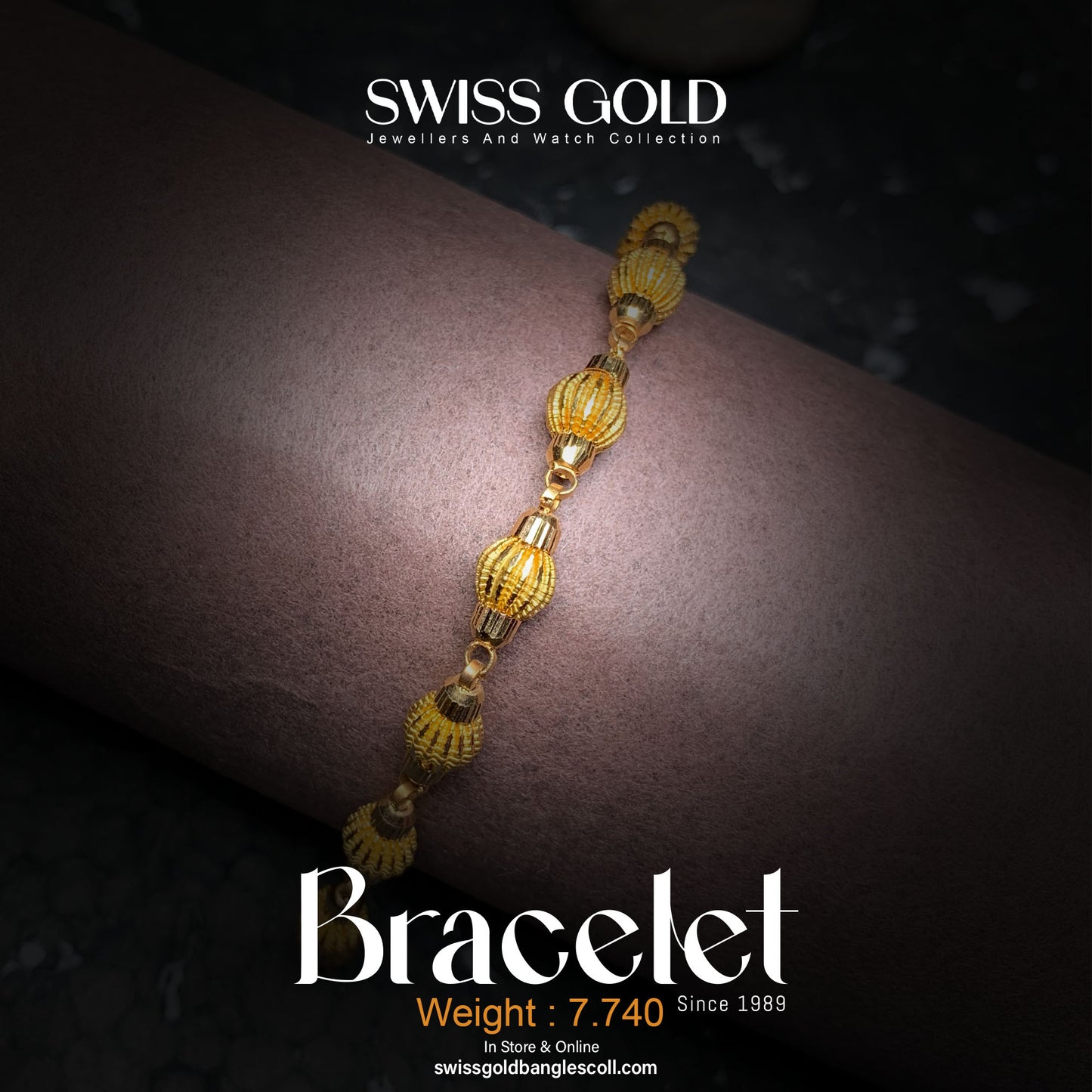 BRACELET