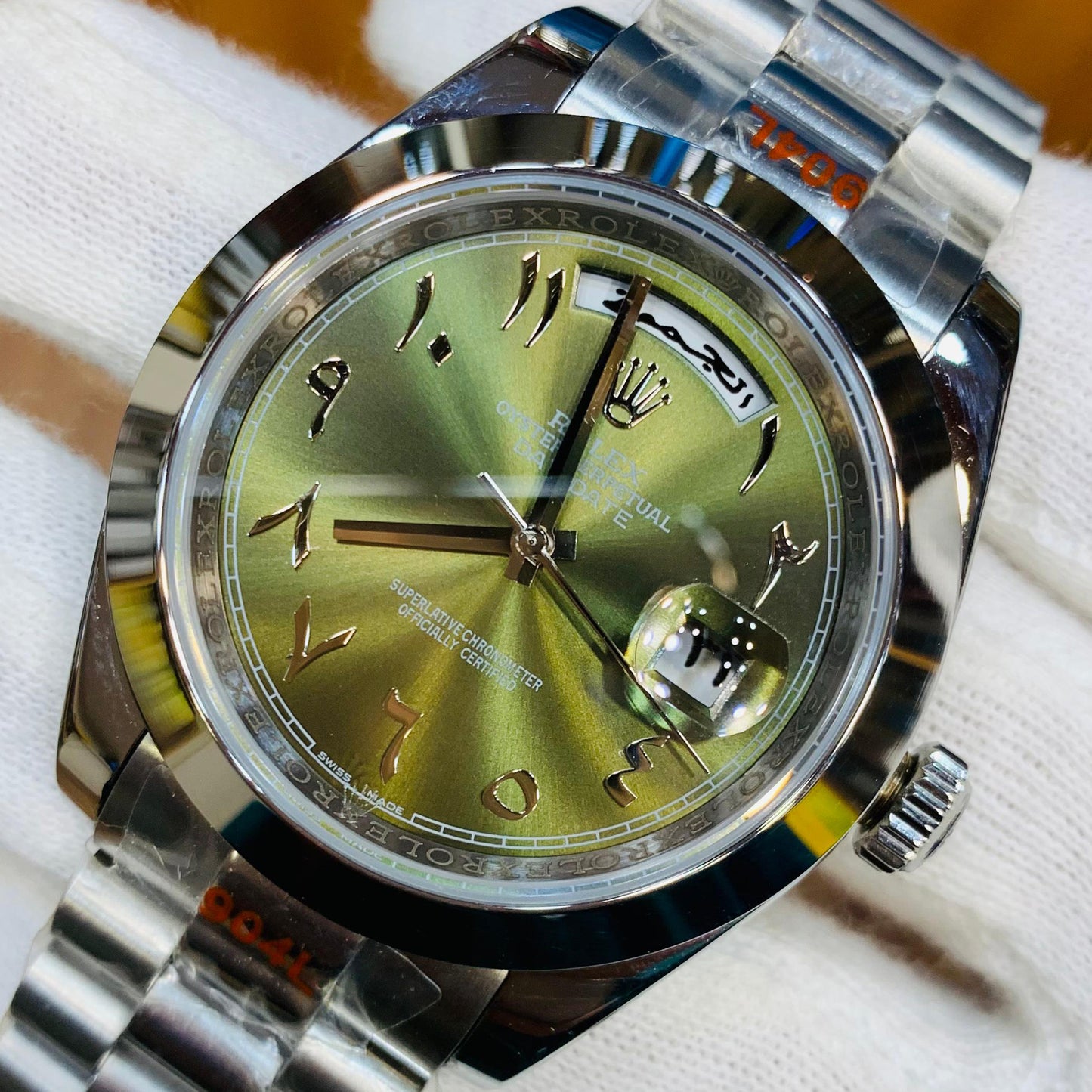 ROLEX Men 40mm presidential