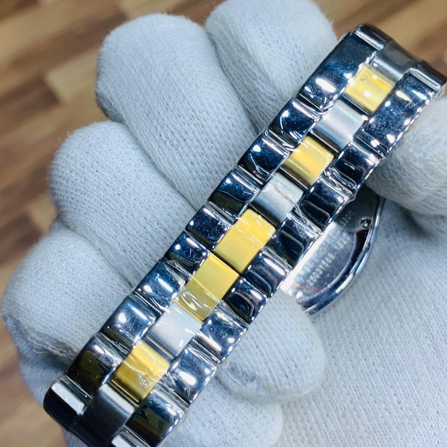 Cartier Men Roadster Roman White Dial And Tow Tone Bracelet