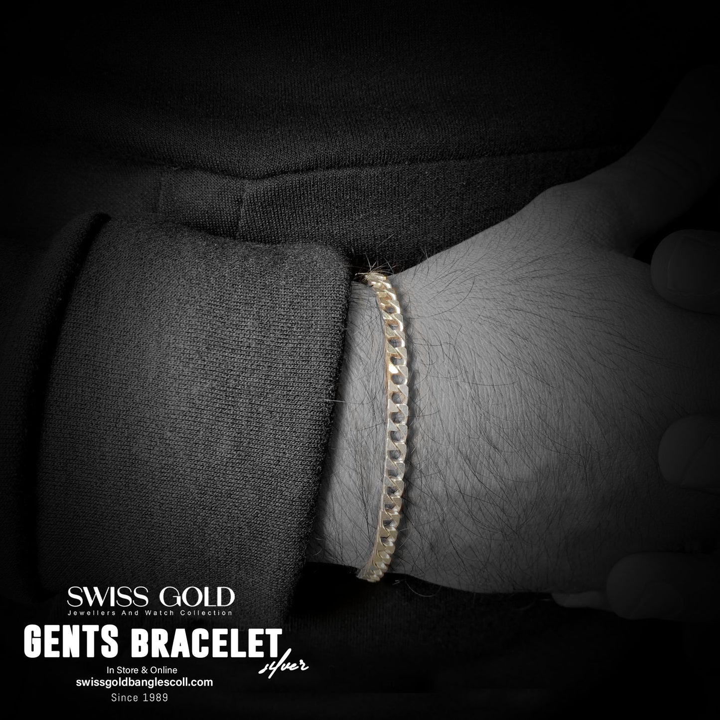 BRACELET