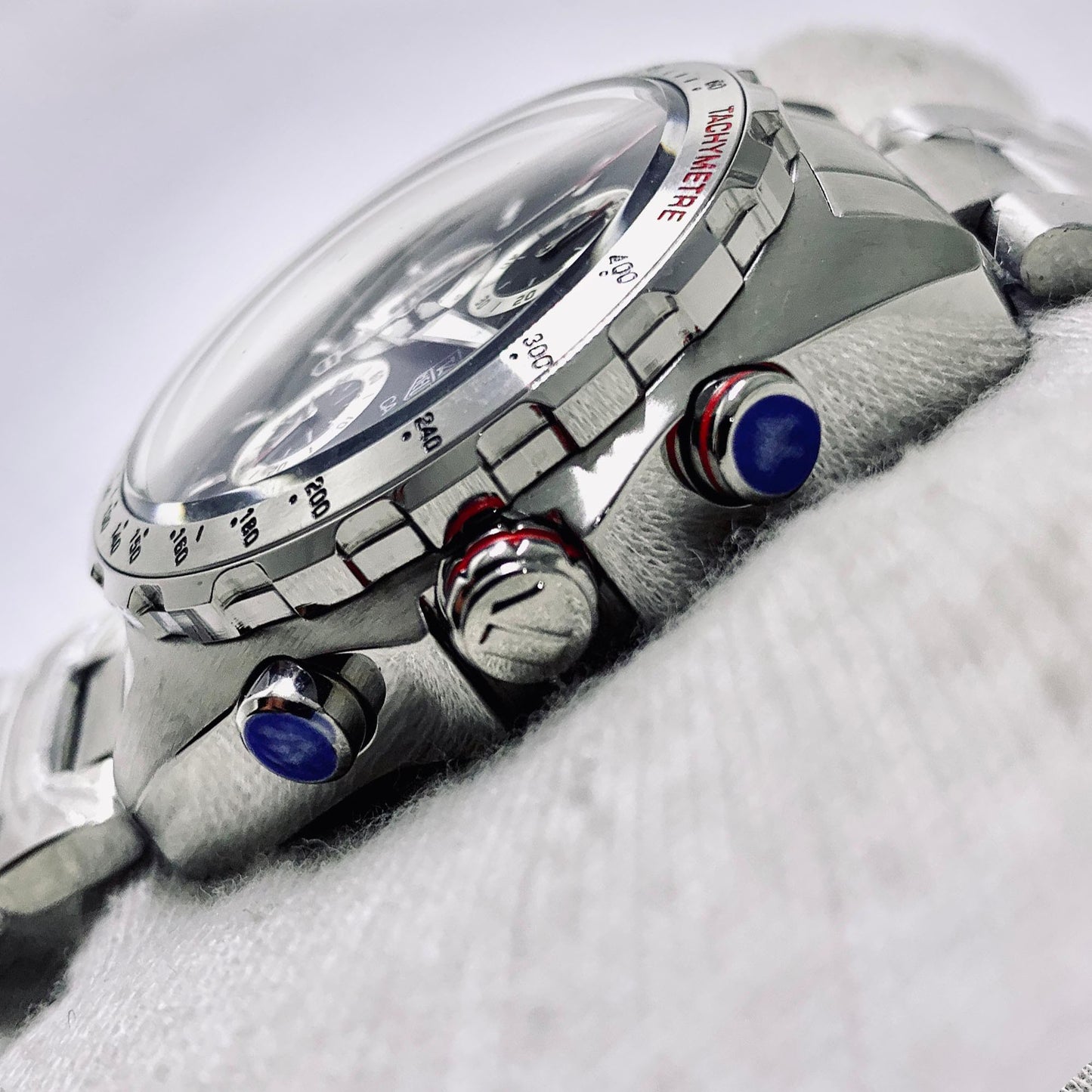 TAG HEUER