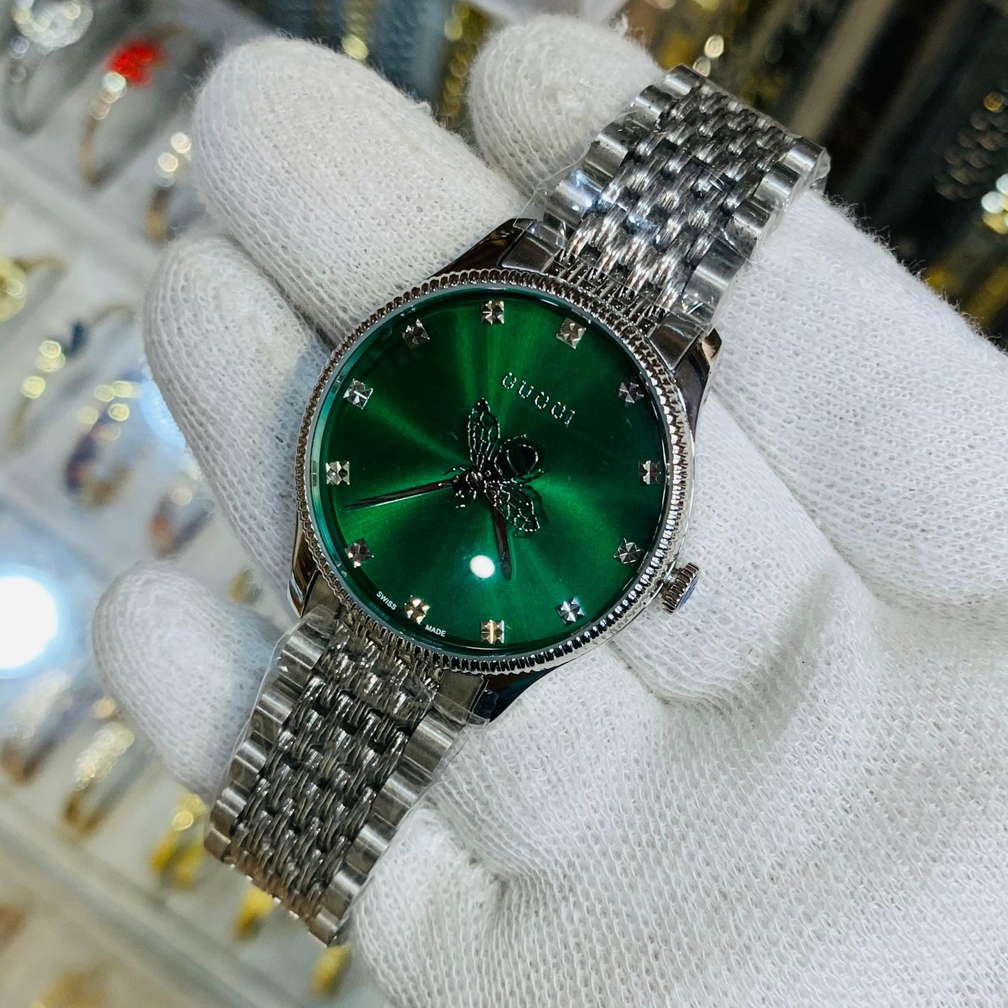 Gucci Women Bee Green Dial And Steel Bracelet