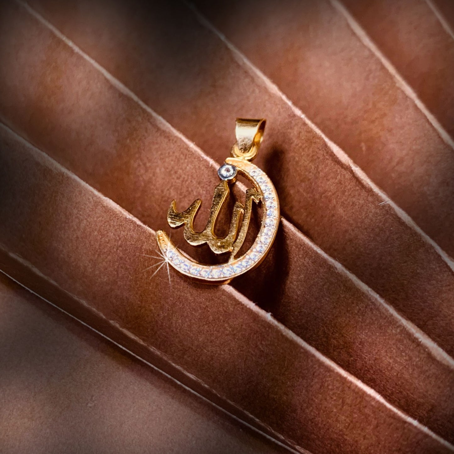 LOCKET