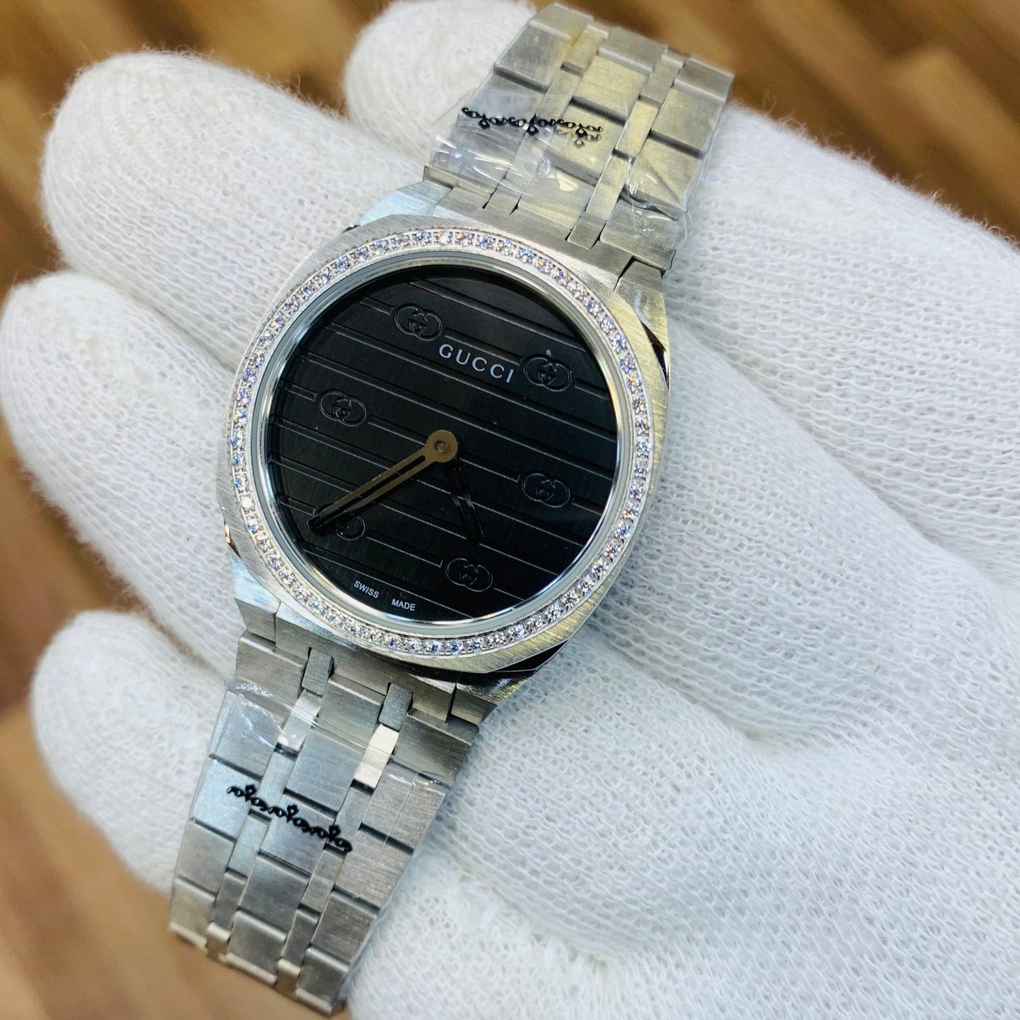 Gucci Women Black Dial Stone Bezel With Steel Bracelet