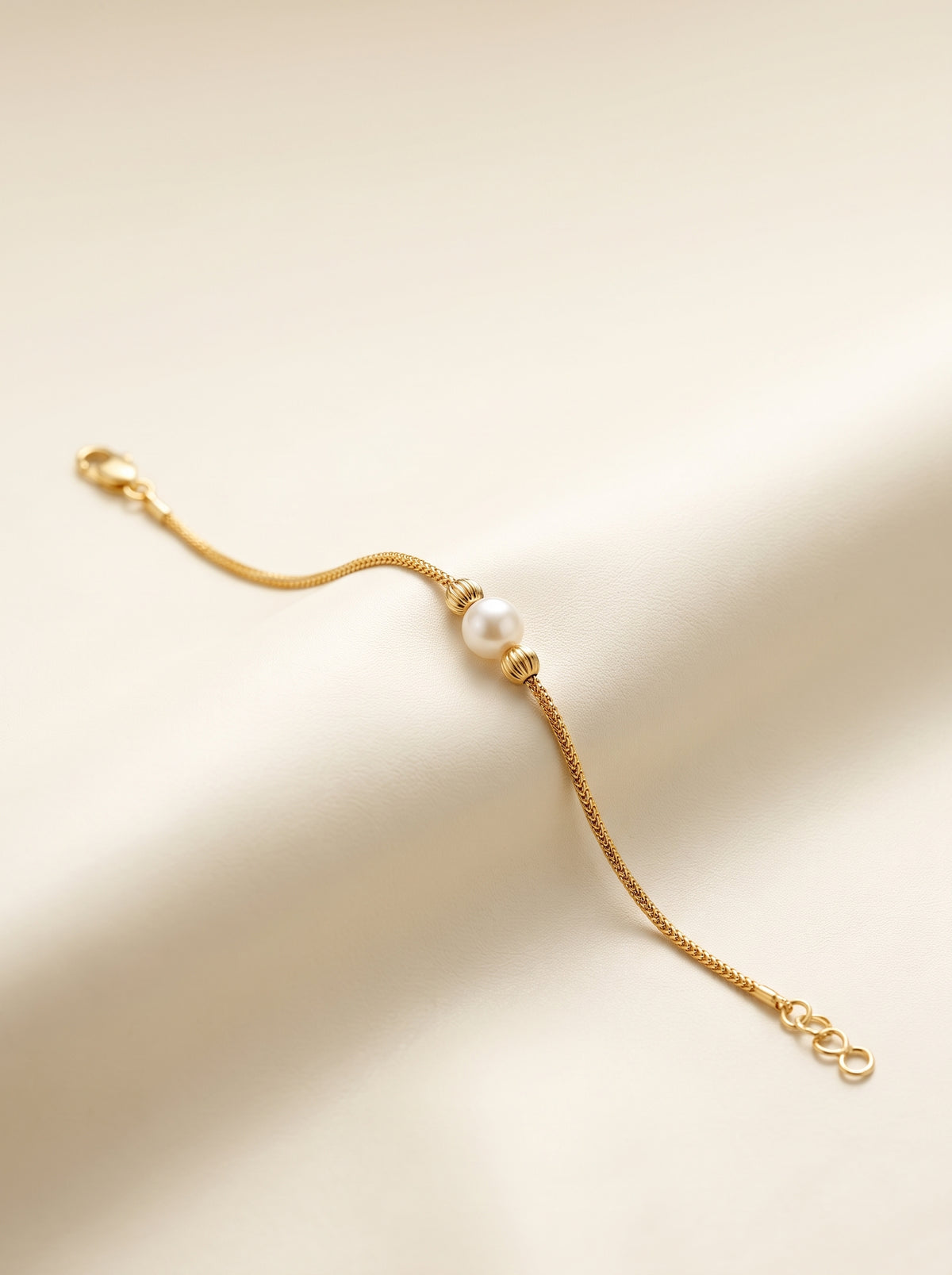 21KT GOLD BRACELET -CB-20415-26