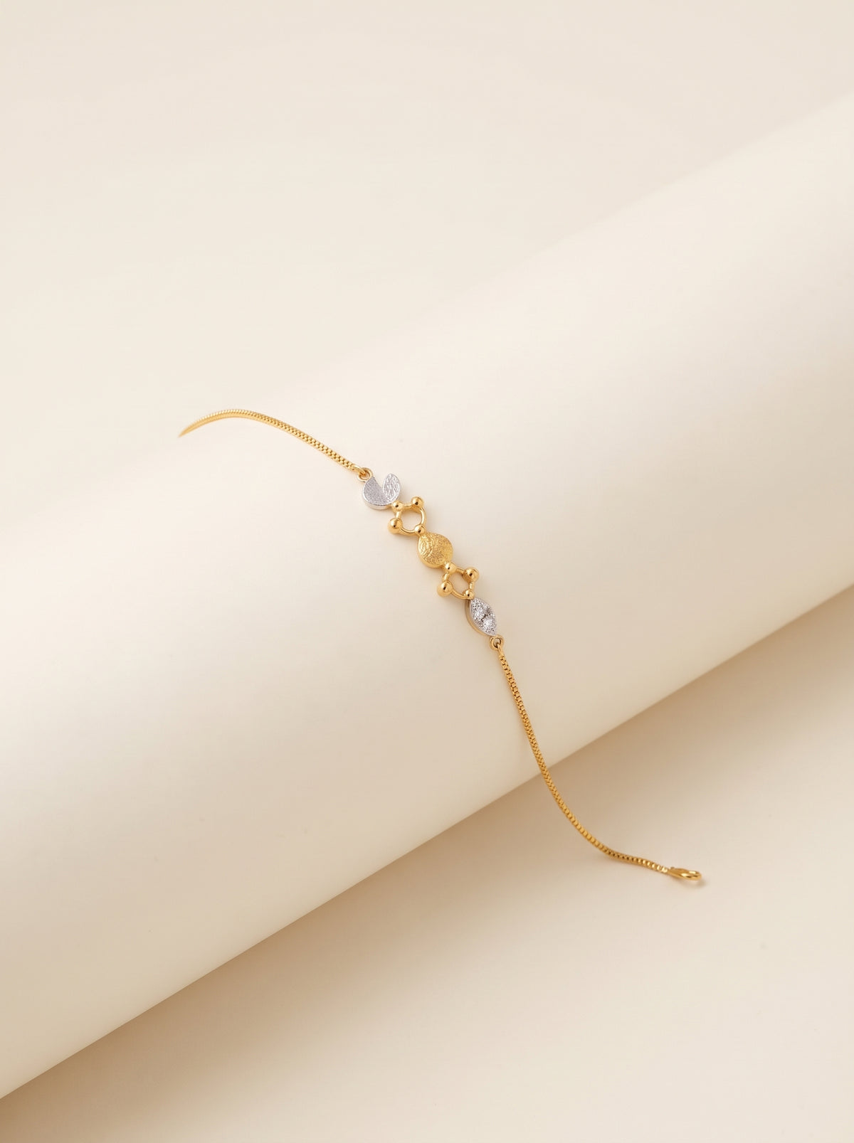 21KT GOLD BRACELET -CB-20268