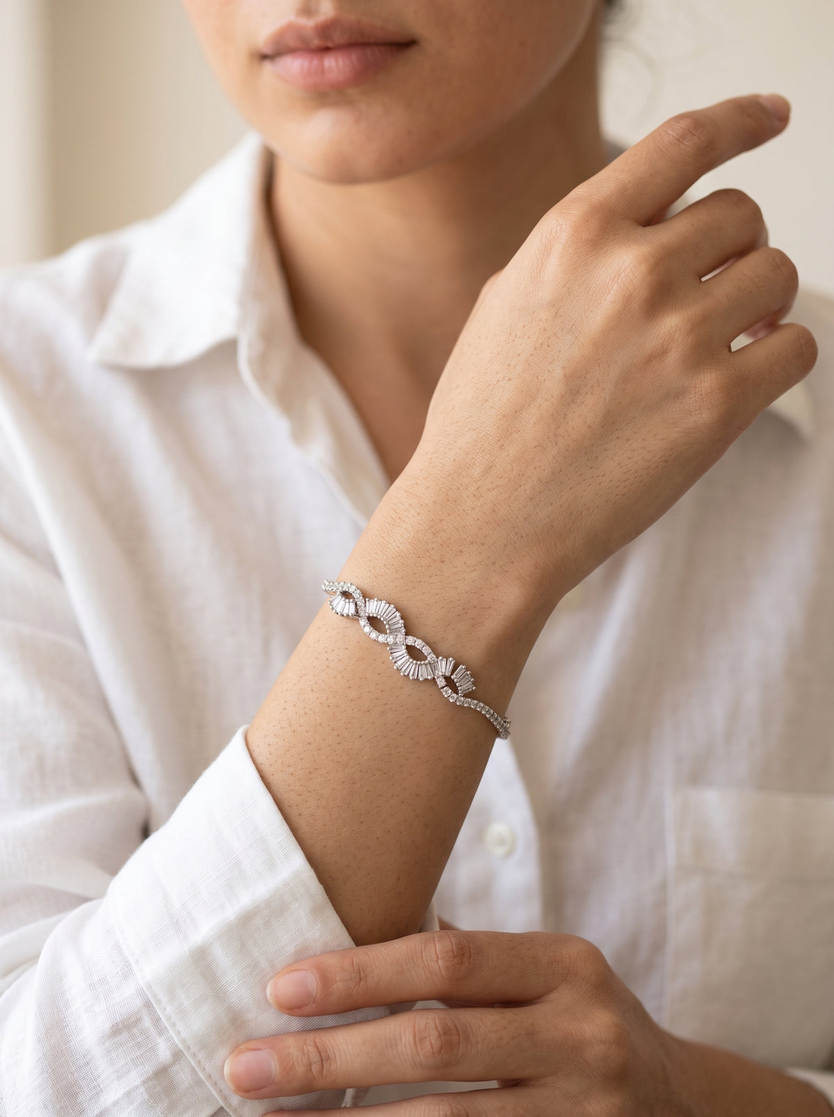 925 Sterling Silver Women Bracelet-SBT-1713